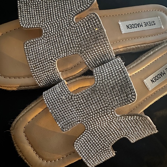 Steve Madden Glittering Silver Espadrille Slides - Picture 3 of 4